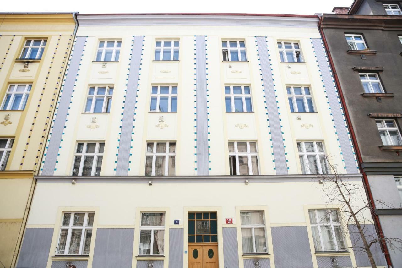 Charming Close To Old Town&metro Apartmán *